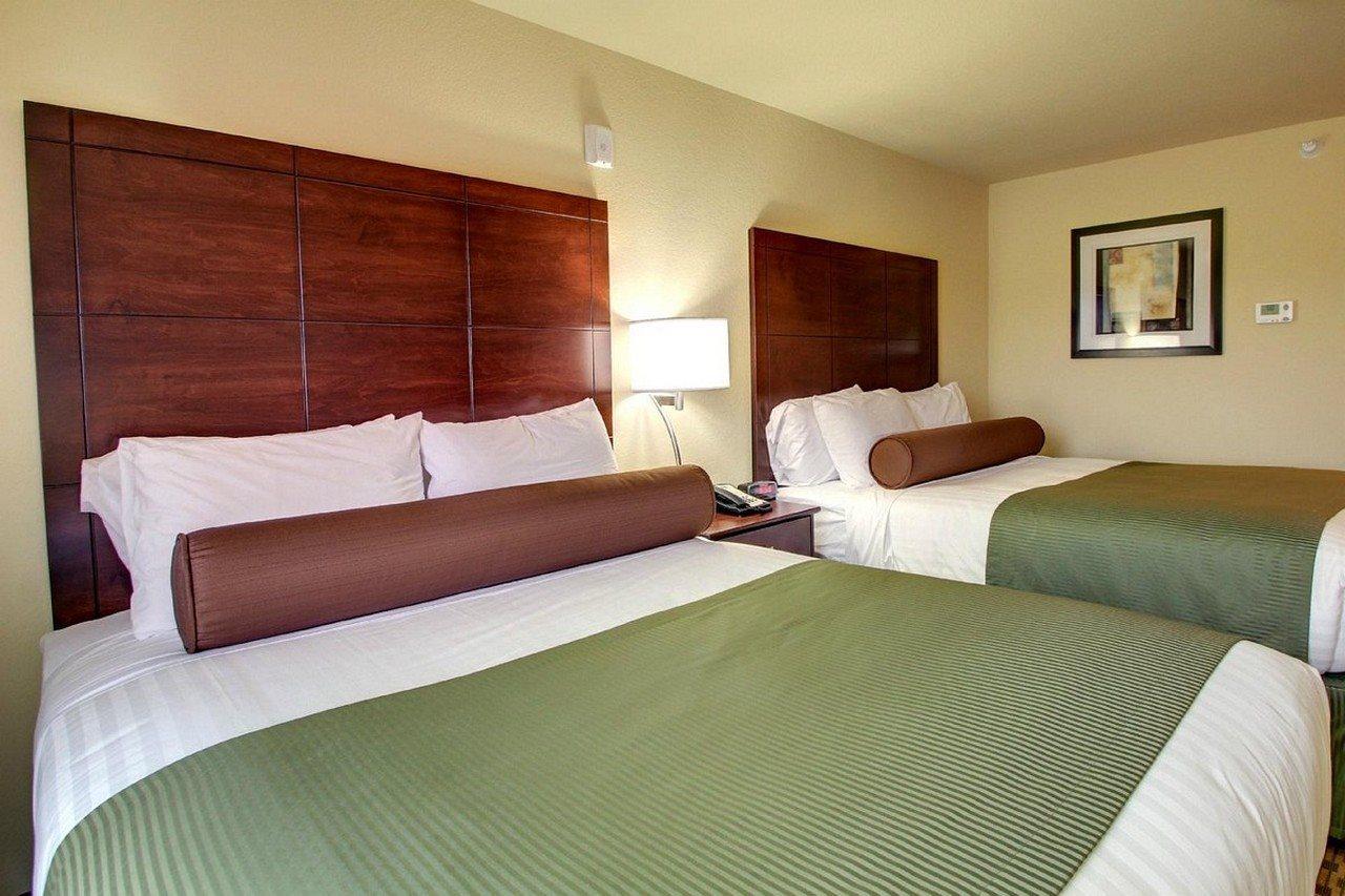 Americinn By Wyndham Oshkosh Exterior photo